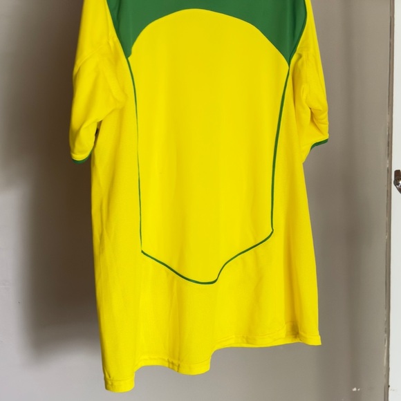 Vintage Nike Brazil 2004 Home Football Soccer Jersey - Picture 6 of 8